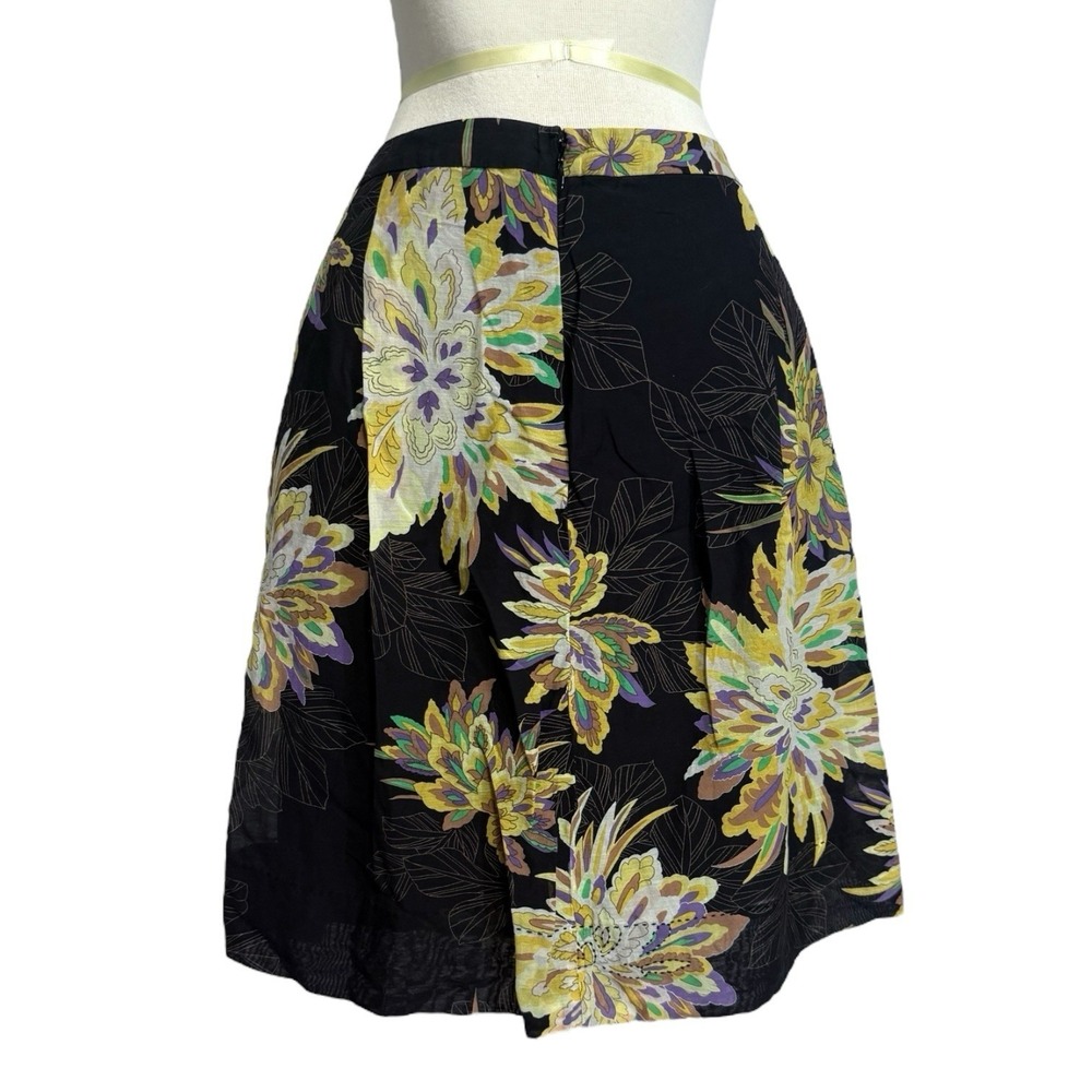 Beautiful Elie Tahari Aliza Skirt Size 6 Retails $298‎